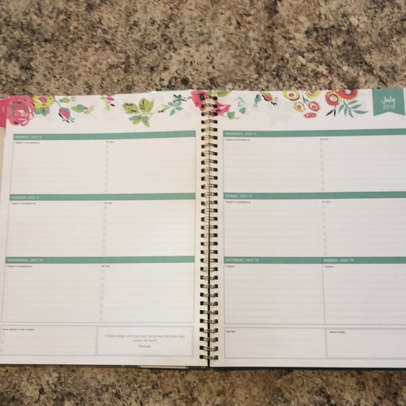 2019-2020 Day Designer Weekly and Monthly Planner - Picture 3 of 3